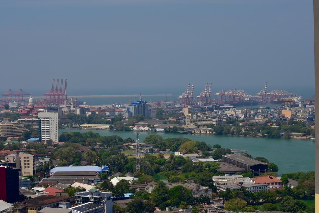 Skylounge Apartment Colombo Exterior photo